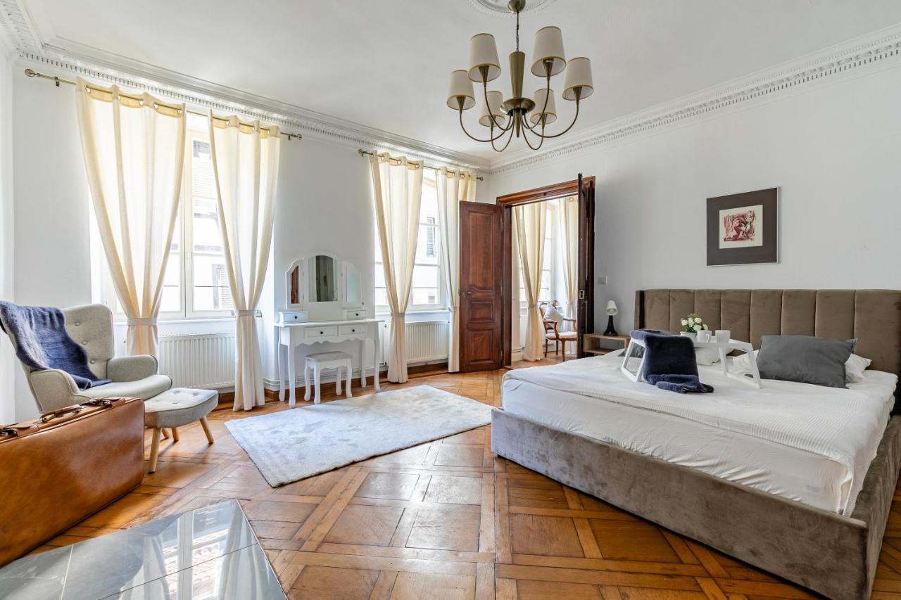 Apartment Petit Arc En Ciel